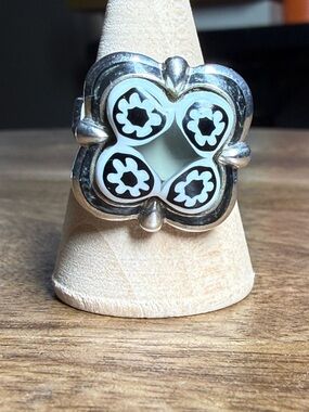 Alan K Black and White Floral Clover Ring